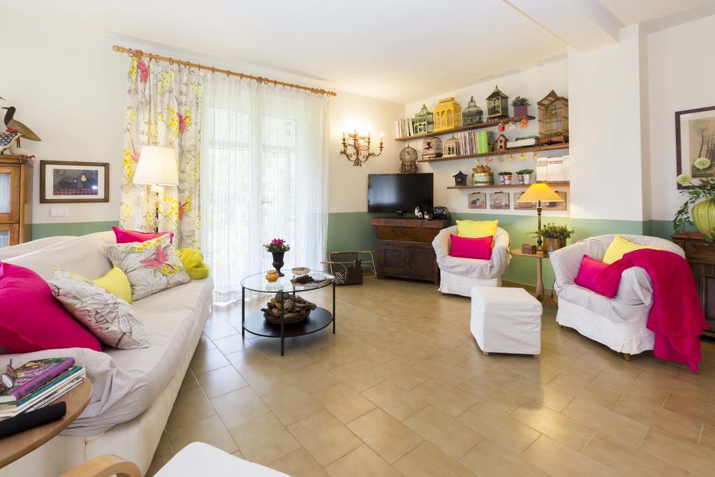 Villa Monserrato - Goelba Porto Azzurro Exteriör bild