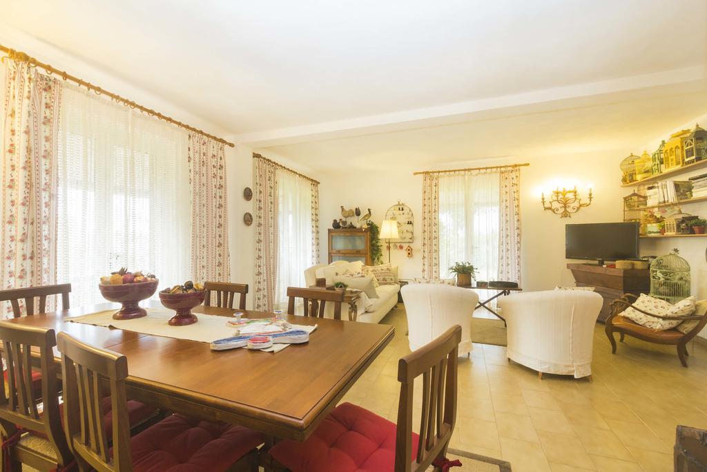 Villa Monserrato - Goelba Porto Azzurro Rum bild